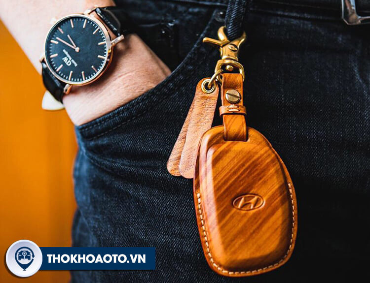 Bao da chìa khóa Huyndai i10 khâu tay da thật của Thợ Khóa Ô Tô