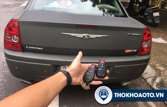 Làm chìa khóa xe ô tô sang tại Hà Nội