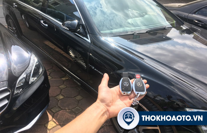 Làm chìa khóa xe Mercedes