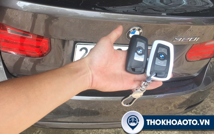 Làm chìa khóa ô tô BMW chuyên nghiệp
