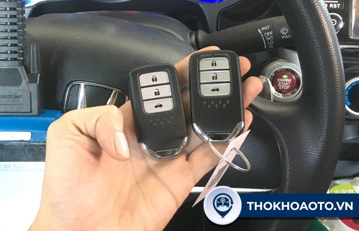 Làm chìa khóa thông minh xe Honda Civic tại Thợ Khóa Ô Tô
