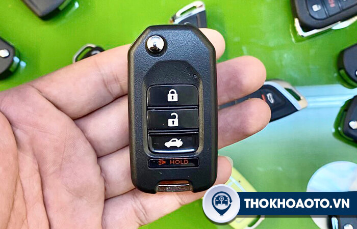 chìa khóa gập ô tô