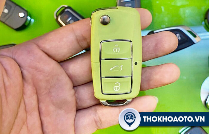 Hình 20: Mẫu chìa gập Luxury 3 nút