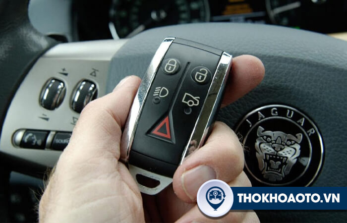 Khi nào cần làm chìa khóa xe Jaguar
